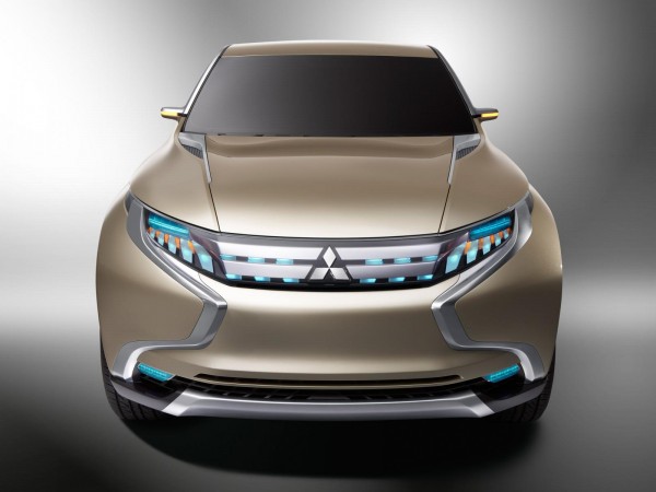 ชื่อ:  2013_mitsubishi_gr_hev_concept_triton_preview_06-0304-m-610x450.jpg
ครั้ง: 1973
ขนาด:  40.4 กิโลไบต์