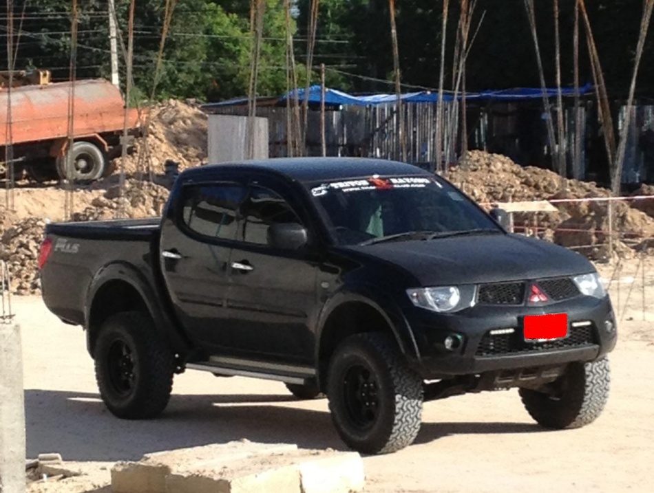 ชื่อ:  triton1.jpg
ครั้ง: 404
ขนาด:  215.3 กิโลไบต์
