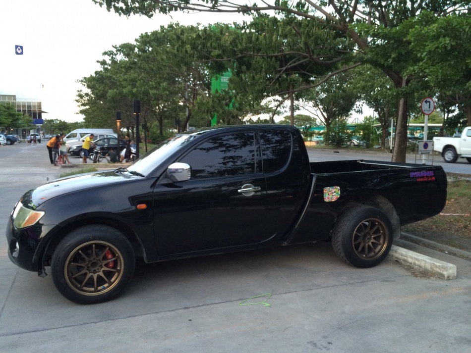 ชื่อ:  1404659696977.jpg
ครั้ง: 1055
ขนาด:  236.9 กิโลไบต์