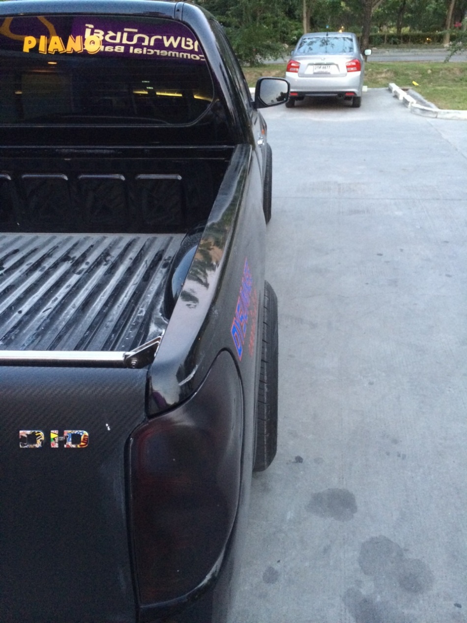 ชื่อ:  1404659701654.jpg
ครั้ง: 1100
ขนาด:  329.9 กิโลไบต์