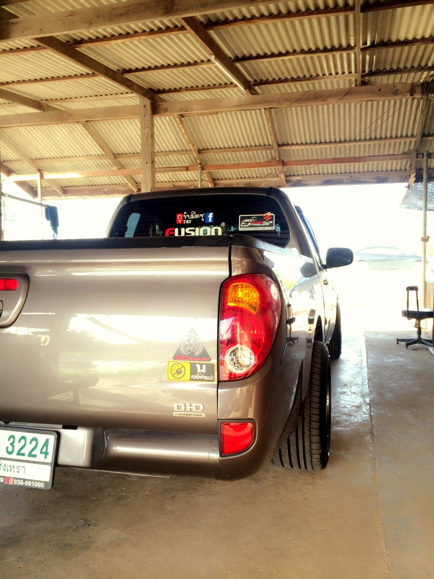 ชื่อ:  IMG_2453.jpg
ครั้ง: 1020
ขนาด:  348.1 กิโลไบต์