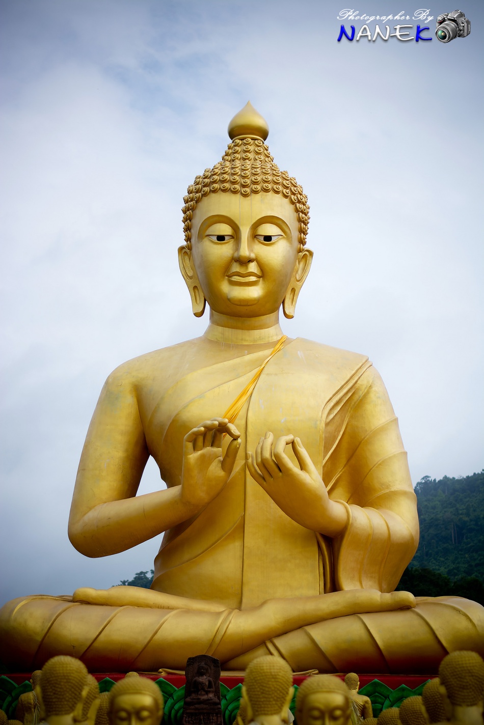 ชื่อ:  DSC_0037.jpg
ครั้ง: 509
ขนาด:  281.6 กิโลไบต์