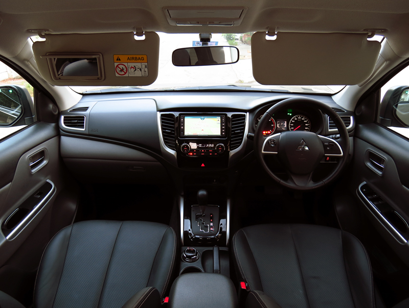 ชื่อ:  2014_11_20_Mitsubishi_Triton_2015_06.jpg
ครั้ง: 5909
ขนาด:  293.2 กิโลไบต์