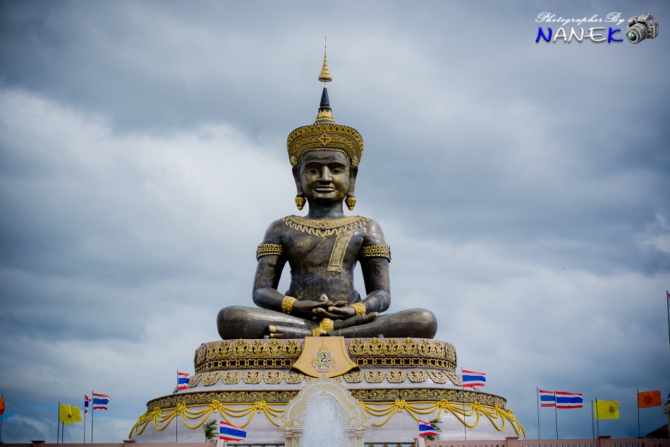 ชื่อ:  DSC_0206-1.jpg
ครั้ง: 616
ขนาด:  159.2 กิโลไบต์