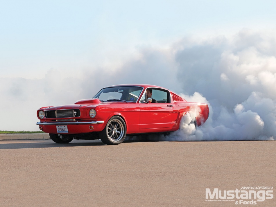 ชื่อ:  mdmp_1011_01_o+1965_ford_mustang_fastback+burnout.jpg
ครั้ง: 379
ขนาด:  163.1 กิโลไบต์