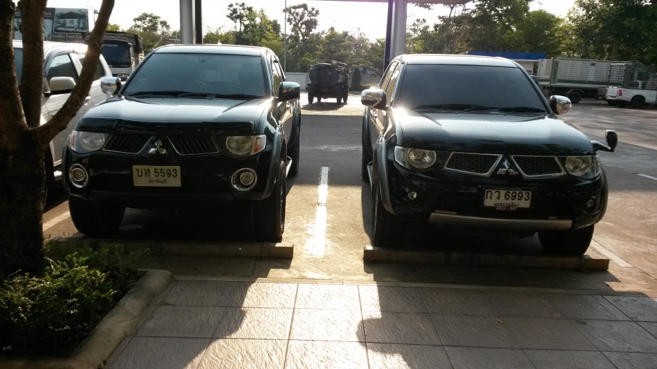 ชื่อ:  20150421_164813.jpg
ครั้ง: 1117
ขนาด:  190.6 กิโลไบต์