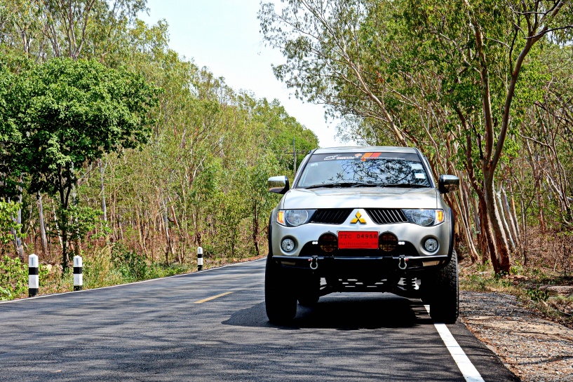 ชื่อ:  DSC_8408.1.jpg
ครั้ง: 8299
ขนาด:  341.0 กิโลไบต์